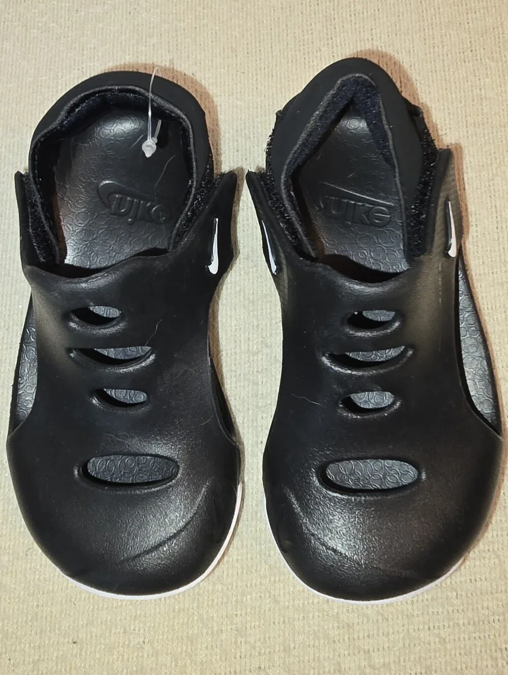 Nike nwot sunray